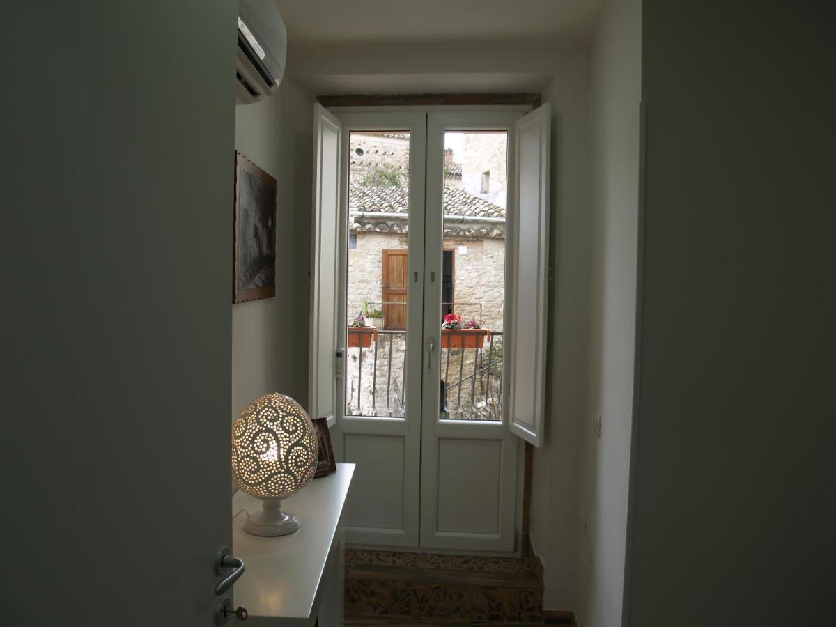 Dimora Forgione B&B - ปิเอเตรลชินา ภายนอก รูปภาพ