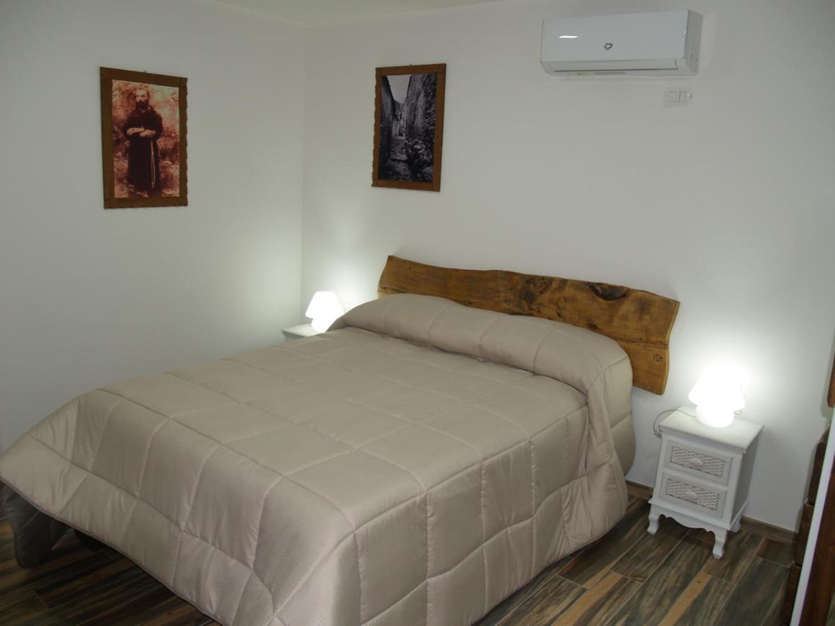 Dimora Forgione B&B - ปิเอเตรลชินา ภายนอก รูปภาพ