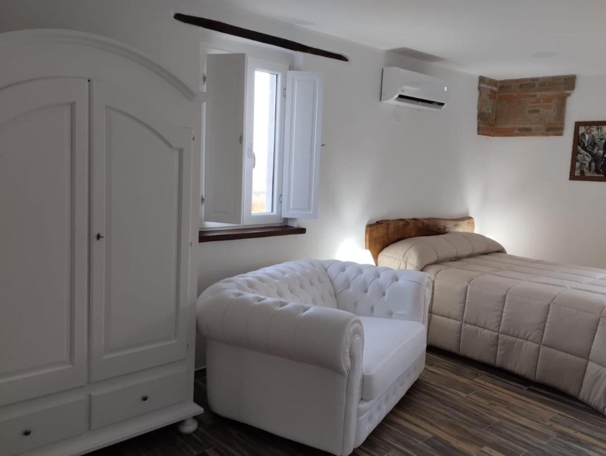 Dimora Forgione B&B - ปิเอเตรลชินา ภายนอก รูปภาพ