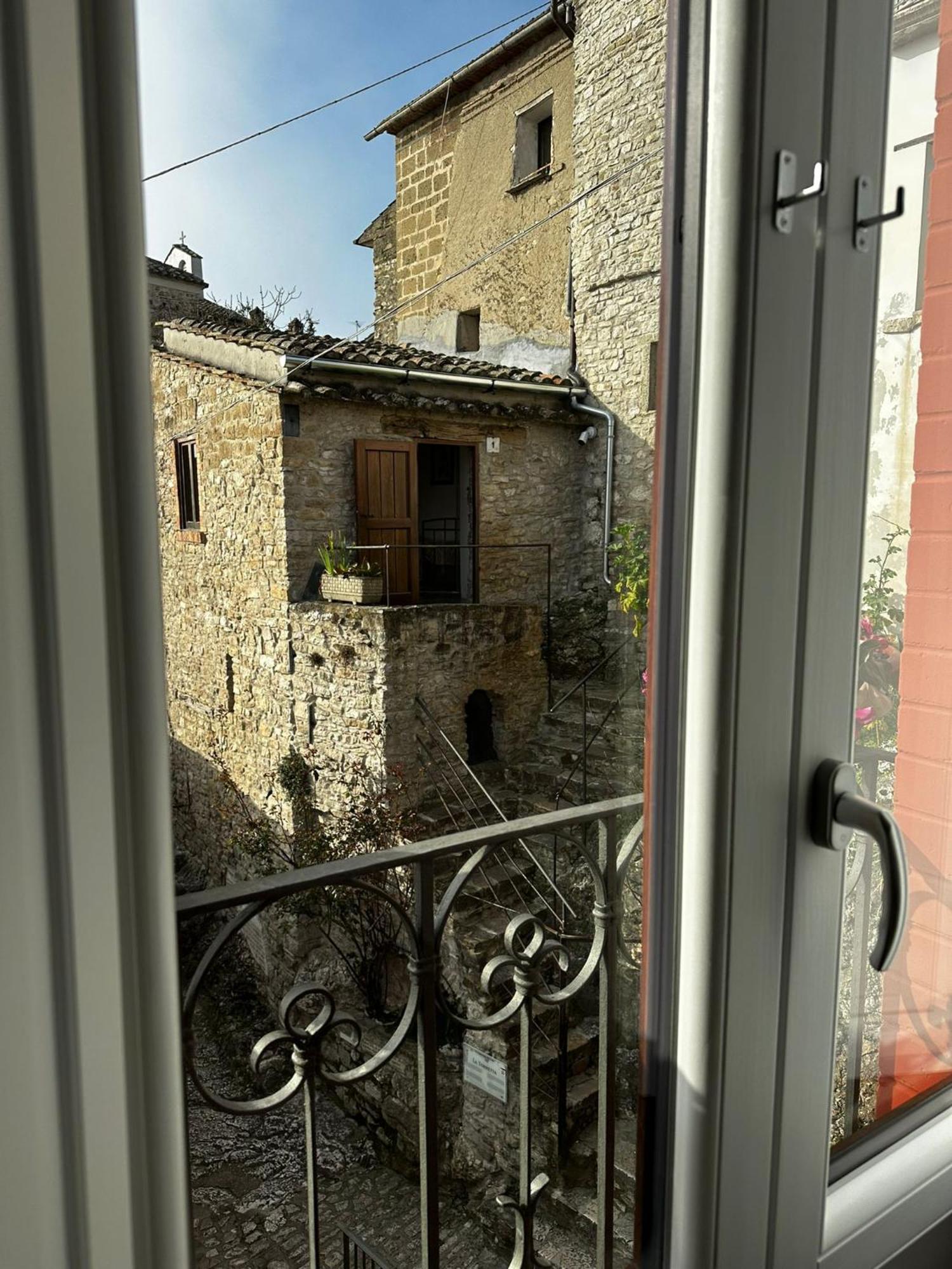 Dimora Forgione B&B - ปิเอเตรลชินา ภายนอก รูปภาพ