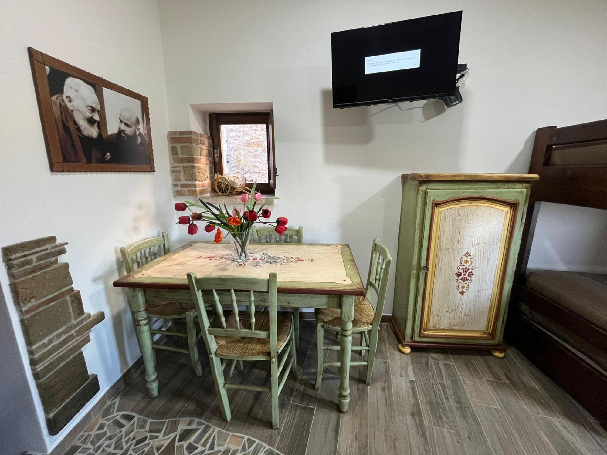 Dimora Forgione B&B - ปิเอเตรลชินา ภายนอก รูปภาพ